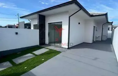 Casa em forquilhas com 2 quartos sendo 1 suíte, 2 banheiros e 1 vaga de garagem cef