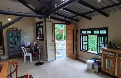 Sitio em blumenau, documentação tudo ok estrutura da casa com 8 caminhoes de concreto