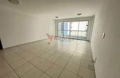 Vende-se apartamento no bairro de tambaú, andar alto, super ventilado