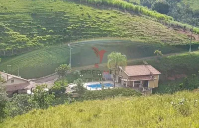 Sitio com bastante água, represa, lago, piscina .bairro rio do peixe,  guaratinguetá