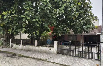 Casa com 3 quartos à venda na Praia Alegre, Penha 