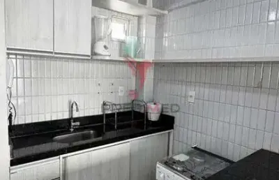 Apartamento com varanda ,posição nascente, 1 vaga de garagem,á venda no bairro de manaira