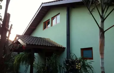 Casa com 3 quartos à venda na Estrada Rio de Janeiro, Jardim Estância Brasil, Atibaia