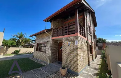 Casa com 4 dormitórios à venda, 230 m² por r$ 2.290.000,00 - campeche - florianópolis/sc