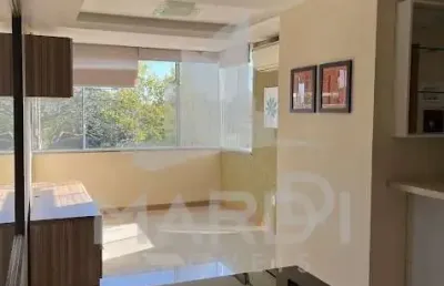 Apartamento com 2 quartos à venda na rua tamandaré, 1020, camaquã, porto alegre por r$ 345.000