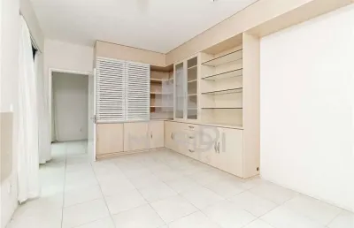 Sala comercial à venda na rua marcelo gama, 1412, auxiliadora, porto alegre por r$ 129.000
