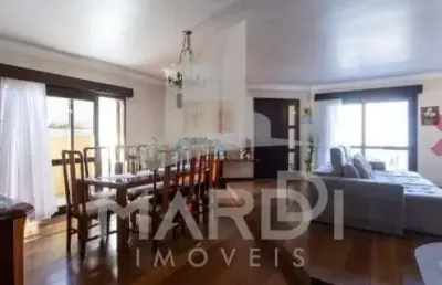 Cobertura com 3 quartos para alugar na avenida eduardo prado, 1931, cavalhada, porto alegre por r$ 5.000