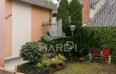 Casa com 3 quartos à venda na rua ivan iglesias, 208, jardim itu sabará, porto alegre por r$ 780.000