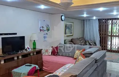 Casa com 4 quartos à venda na rua caribe, 60, ipanema, porto alegre por r$ 1.230.000