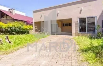 Casa com 4 quartos para alugar na rua gávea, 362, ipanema, porto alegre por r$ 7.700