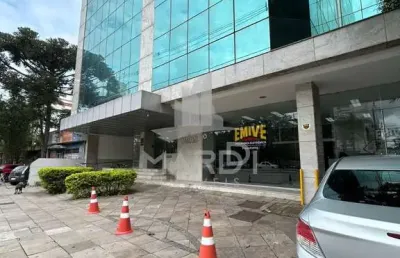 Ponto comercial para alugar na avenida carlos gomes, 1859, petrópolis, porto alegre por r$ 3.800