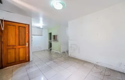 Casa com 3 quartos à venda na rua joão fernandes soares, 79, santa tereza, porto alegre por r$ 390.000