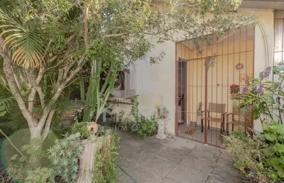 Casa com 4 quartos à venda na rua olegário dias maciel, 405, espírito santo, porto alegre por r$ 360.000
