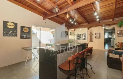 Casa com 3 quartos à venda na rua caetano la porta, 430, rubem berta, porto alegre por r$ 399.000