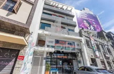 Apartamento com 1 quarto para alugar na rua sarmento leite, 639, centro histórico, porto alegre por r$ 2.200