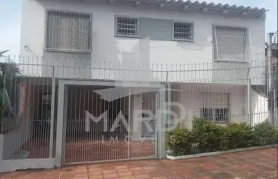 Casa com 3 quartos para alugar na travessa luiz tamanini, 51, teresópolis, porto alegre por r$ 4.990