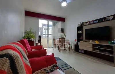 Apartamento com 2 quartos à venda na travessa do carmo, 167, cidade baixa, porto alegre por r$ 295.000