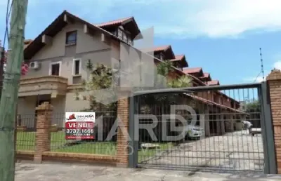 Casa em condomínio fechado com 3 quartos à venda na rua doutor possidônio cunha, 273, vila assunção, porto alegre por r$ 760.000