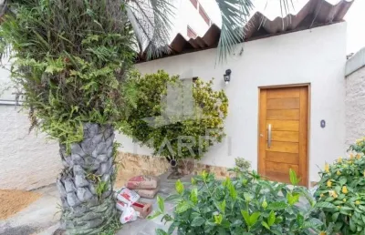 Casa com 3 quartos à venda na rua doutor pereira neto, 1899, tristeza, porto alegre por r$ 749.000