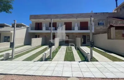 Casa com 2 quartos à venda na rua helio felix frey, 136, guarujá, porto alegre por r$ 350.000