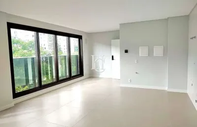 Apartamento novo com 1 dormitório e estrutura completa no centro de florianópolis