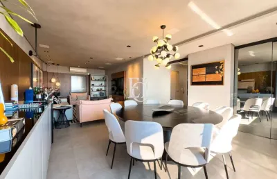 Apartamento de luxo com vista mar, elegante, tecnológico e localização privilegiada no coração de florianópolis