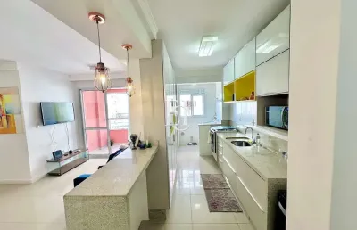 Apartamento amplo e planejado com 3 dormitórios e 2 vagas em barreiros | são josé/sc