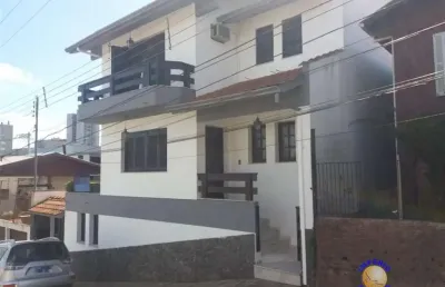 Império imóveis vende excelente casa semimobiliada com 260m² no bairro rio branco.