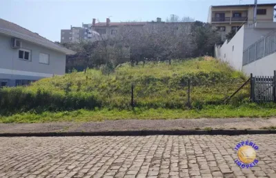 Imperio imovéis, vende terreno, localizado no bairro colina sorriso,