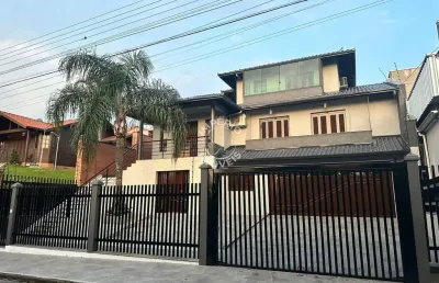 Império imoveis, vende: ótima casa semimobiliada, localizada no bair