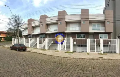 Império imóveis, vende sobrado triplex, localizado no bairro colina