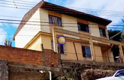 Império imóveis, vende casa, localizada no bairro arco baleno.