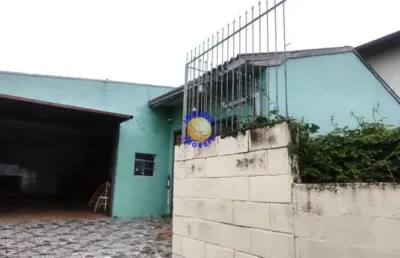 Império imóveis, vende casa mista de fundos, localizada no bairro un