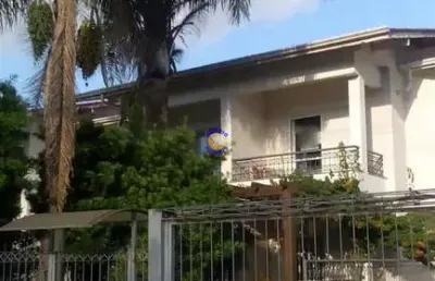 Império imóveis, vende sobrado, localizado no bairro santa catarina,