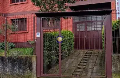 Império imóveis, vende casa c/ 02 moradias semimobiliada, localizada bairro rio branco.