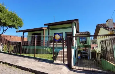 Império imóveis, vende ótima casa localizada no bairro desvio rizzo