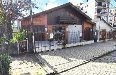 Casa com 5 quartos à venda no São Pelegrino, Caxias do Sul 