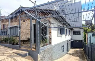 Casa semimobiliada com 02 pavimentos - 03 dormitórios - rio branco.