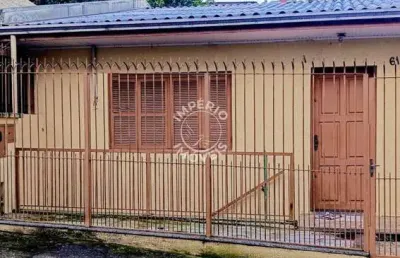Casa geminada - 02 dormitórios - localizada no bairro rio branco.