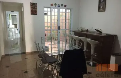 Sobrado na mooca ? rua pereira da silva | 114m² de área útil  |  03 dorm e 01 vaga -  r$ 720.000,00
