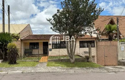 Casa com 4 quartos à venda na rua afonso theolindo hennequim, 135, guabirotuba, curitiba, 228 m2 por r$ 950.000