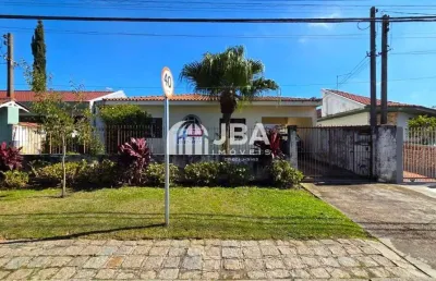 Casa com 4 quartos à venda na rua afonso theolindo hennequim, 72, guabirotuba, curitiba, 179 m2 por r$ 899.000