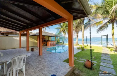 Casa com 6 dorms, praia do sapê, ubatuba - r$ 3.1 mi, cod: 2028