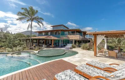 Casa com 6 dorms, ponta das toninhas, ubatuba - r$ 25 mi, cod: 2570