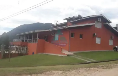 Casa com 8 dorms, recanto da lagoinha, ubatuba - r$ 3 mi, cod: 2457