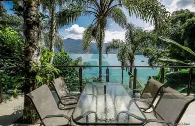 Casa com 4 dorms, praia do peres, ubatuba - r$ 2.5 mi, cod: 1384