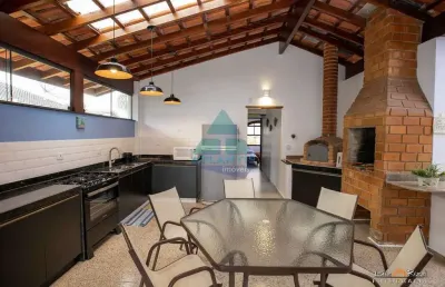 Casa com 3 dorms, condomínio lagoinha, ubatuba - r$ 2.8 mi, cod: 1580