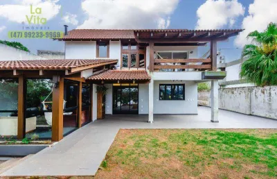 Casa a venda com 3 dormitórios sendo 1 suíte - bairro vila nova - blumenau sc | la vita imóveis