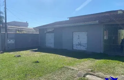 Casas com ampla sala comercial na rua rodolfo bastos