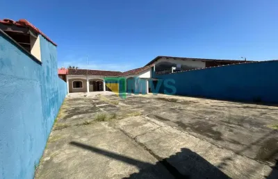 Casa para venda em itanhaém-sp, no bairro jardim grandesp: 1 quarto, 1 sala, 8 vagas de garagem, 102m² de área.